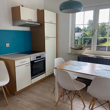 Seeblick Apartment *